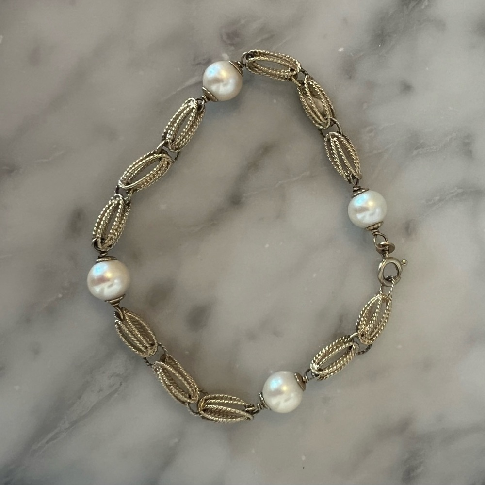 Vintage Pearl Gold Bracelet
